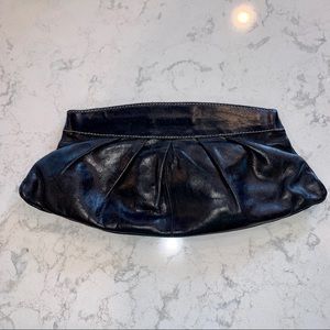 FOSSIL Black Genuine Leather Dumpling Clutch